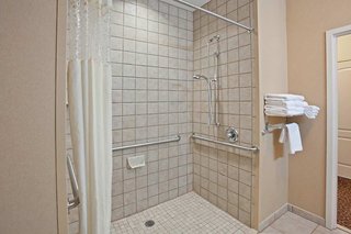 hampton inn kingston