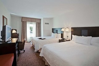 hampton inn kingston