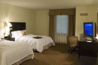 hampton inn kingston