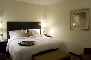 hampton inn kingston