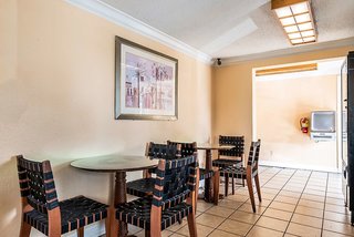 super 8 by wyndham kissimmee orlando