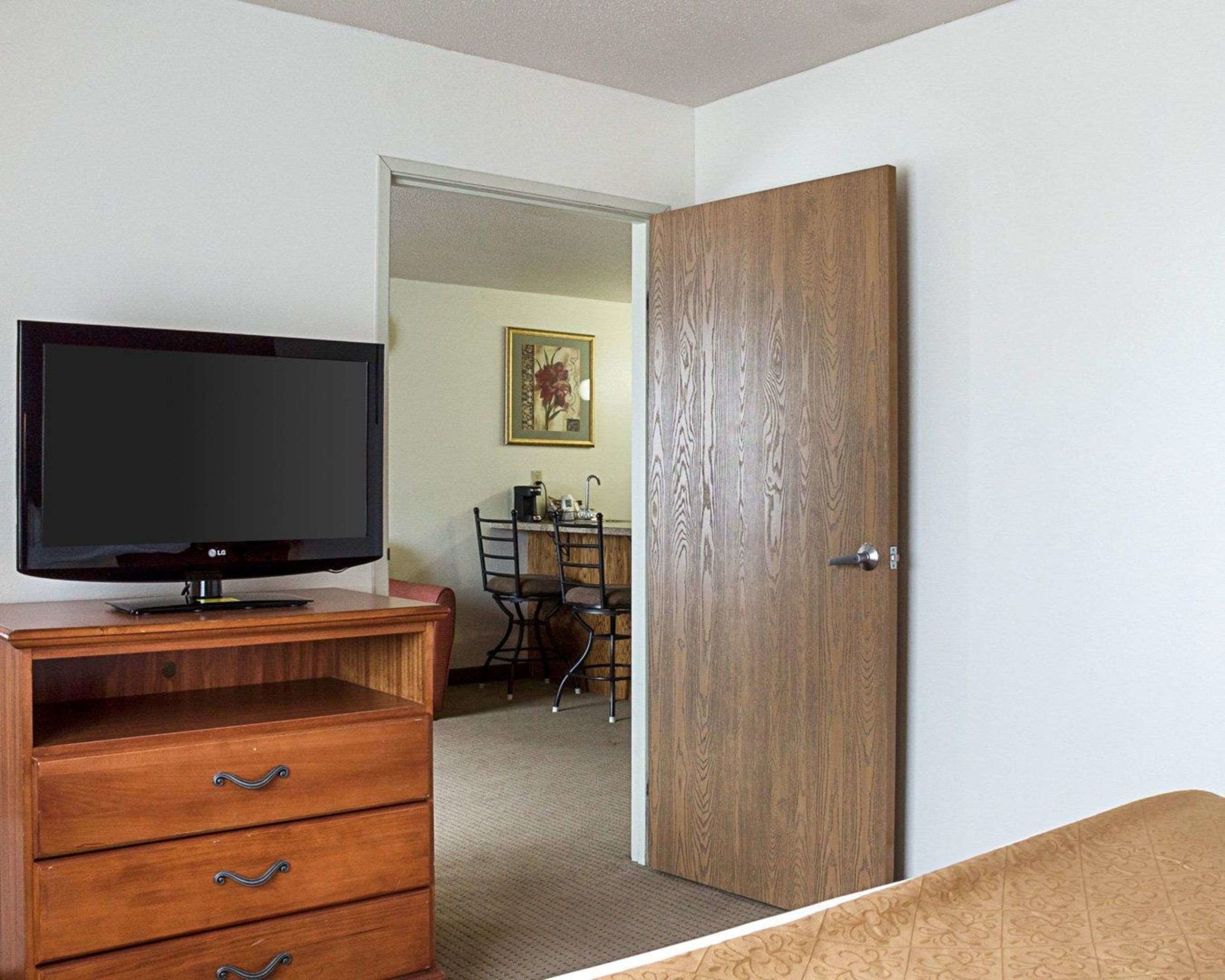 quality inn aberdeen
