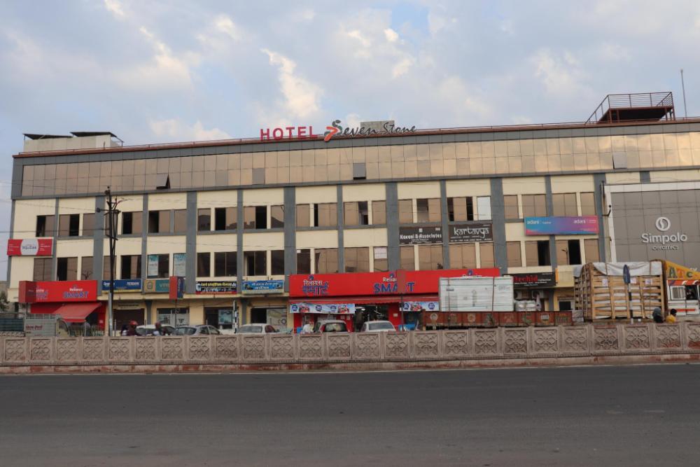 hotel seven stone bhilwara