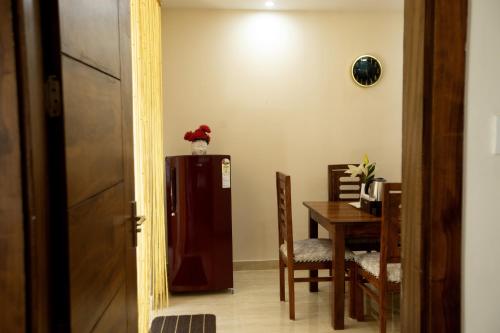 yogvan holidays 1bhk family apartment tapovan