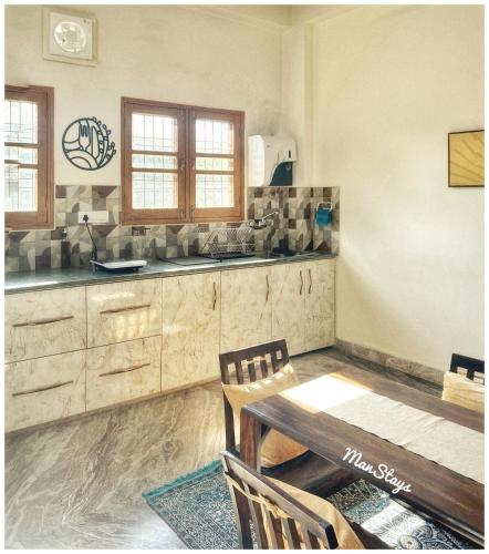 luxe ganges haven 1br luxe apt w wide balcony