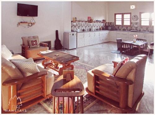 luxe ganges haven 1br luxe apt w wide balcony