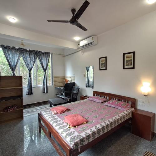studio arambol green haven r 7