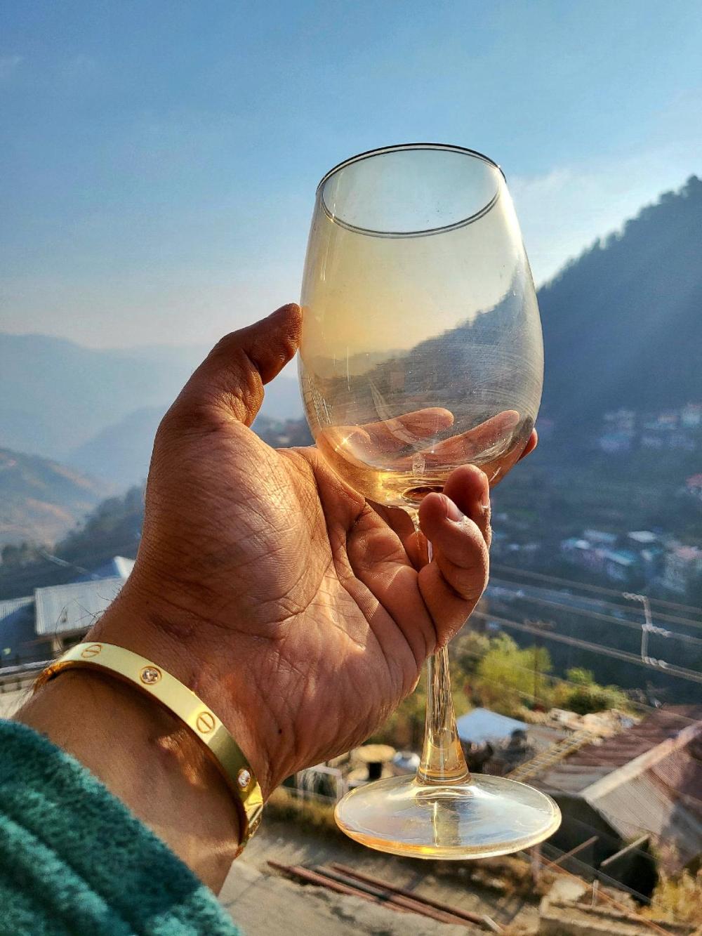 bay leaf by live inn