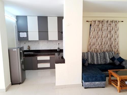 entire apartment pradhan nagar middle of the city