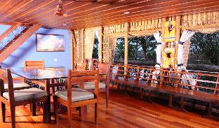 best kerala houseboat