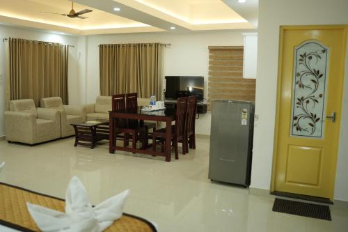 rj ross ramapuram