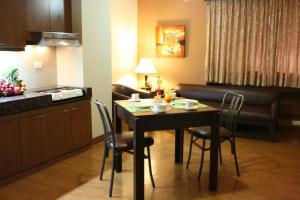 riviera mansion hotel