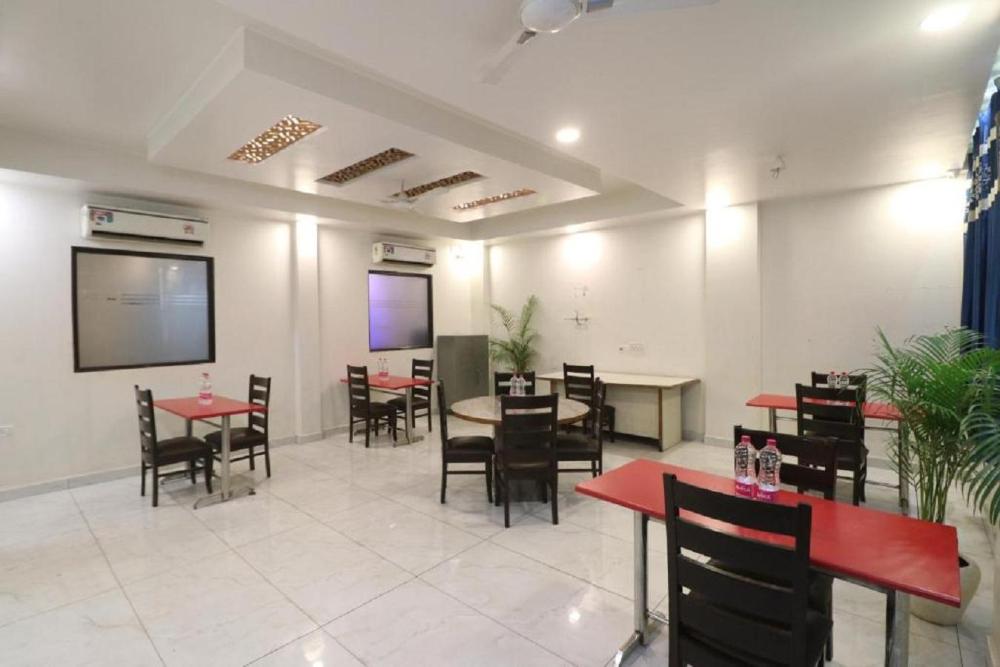 hotel classic new delhi