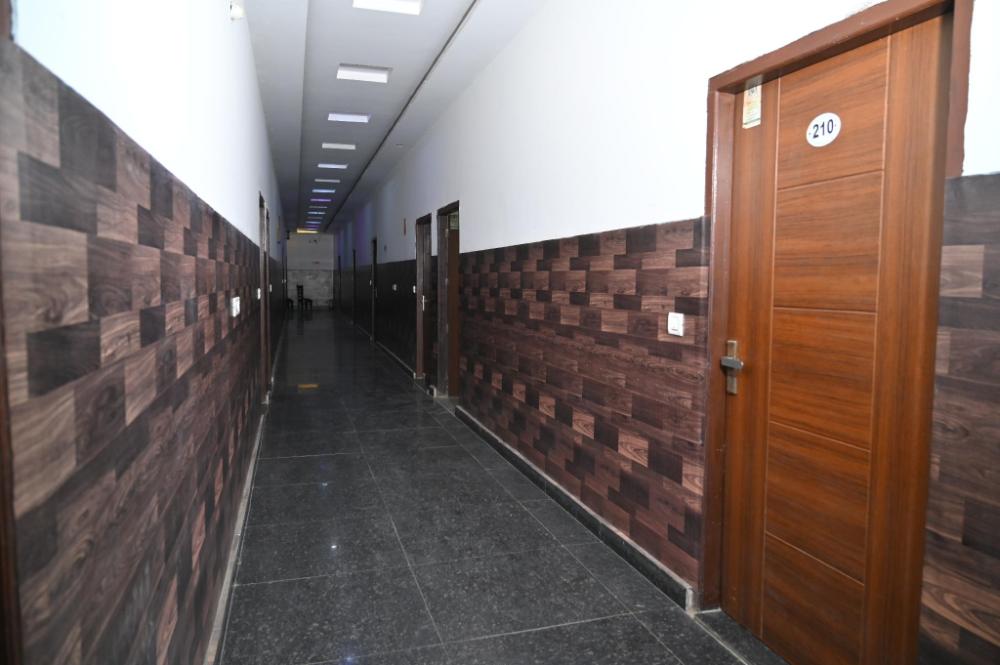 adb resort refinery road