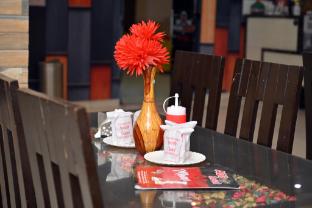 adb resort refinery road