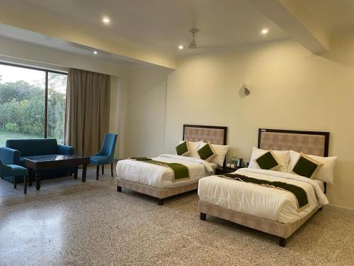 gautam hotels and resort