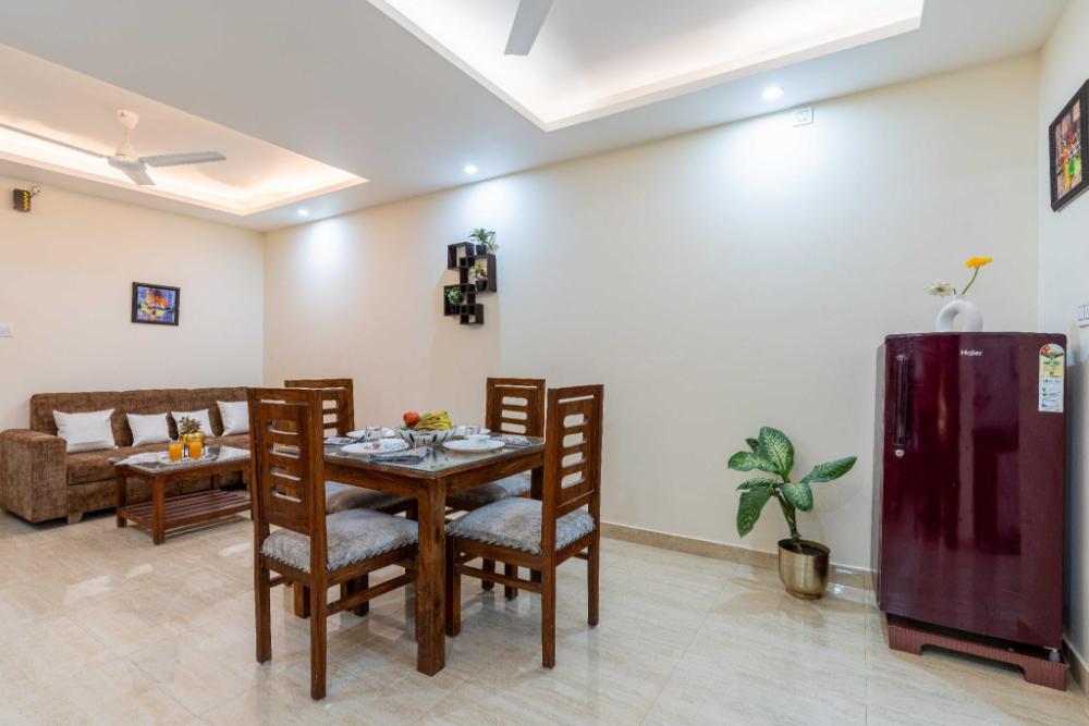 homlee jumbo lux flat w hills kitchen and parking