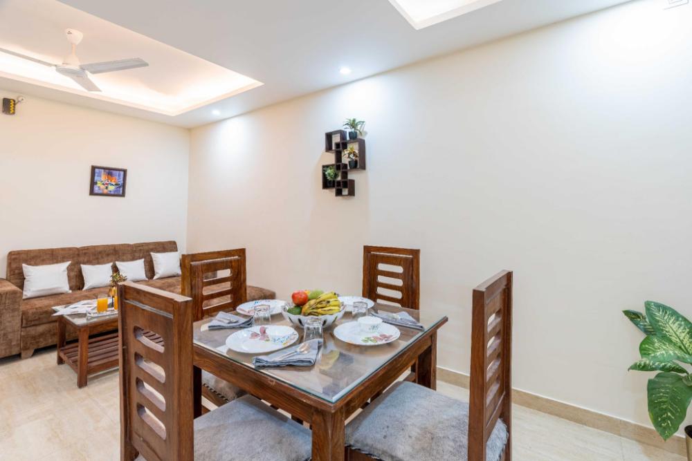 homlee jumbo lux flat w hills kitchen and parking