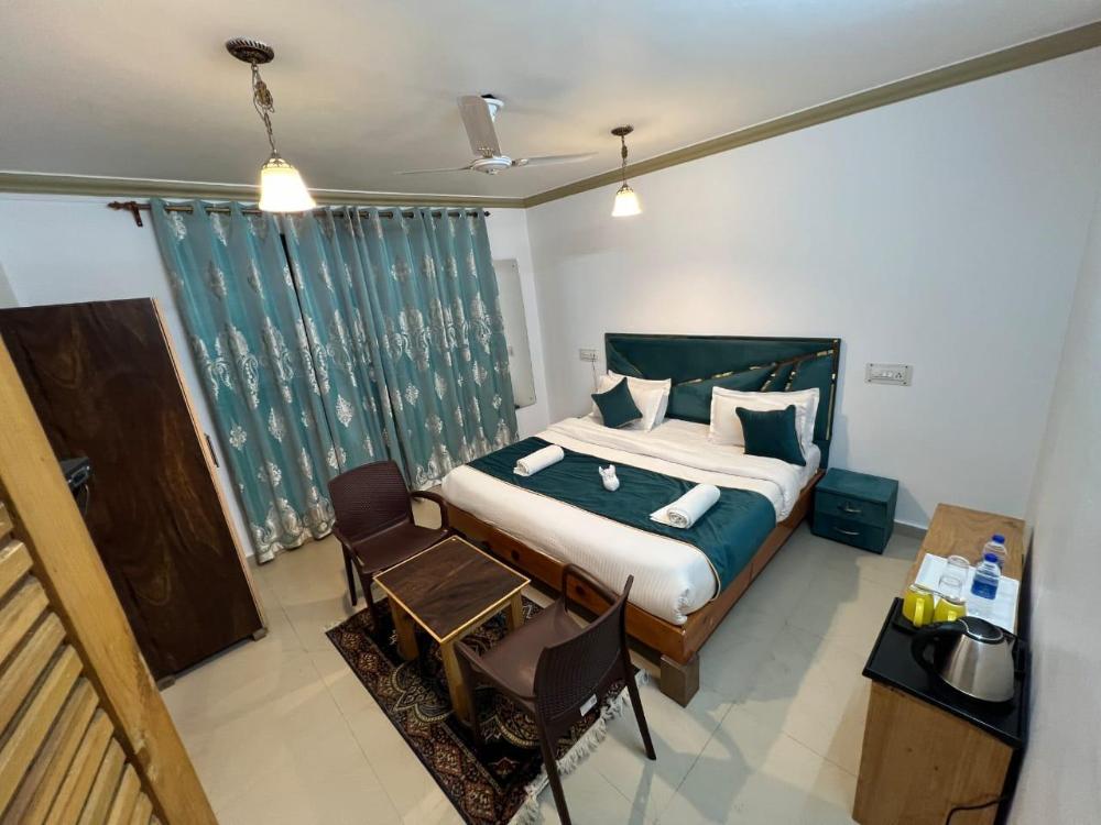 hotel west inn boulevard