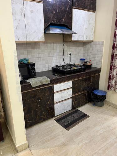 budget home stay 1bhk lux flat tapovan rishikesh