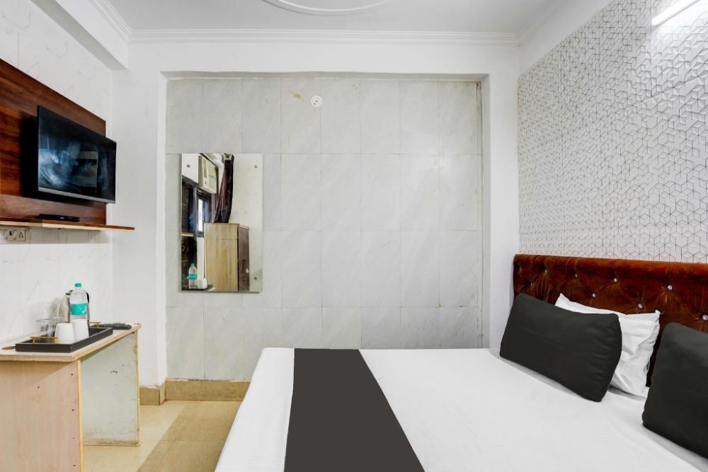 hotel o the maruti hotel