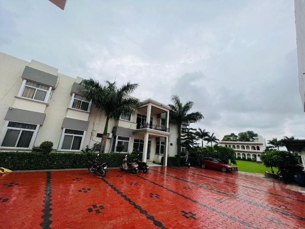 pushkar regency resort