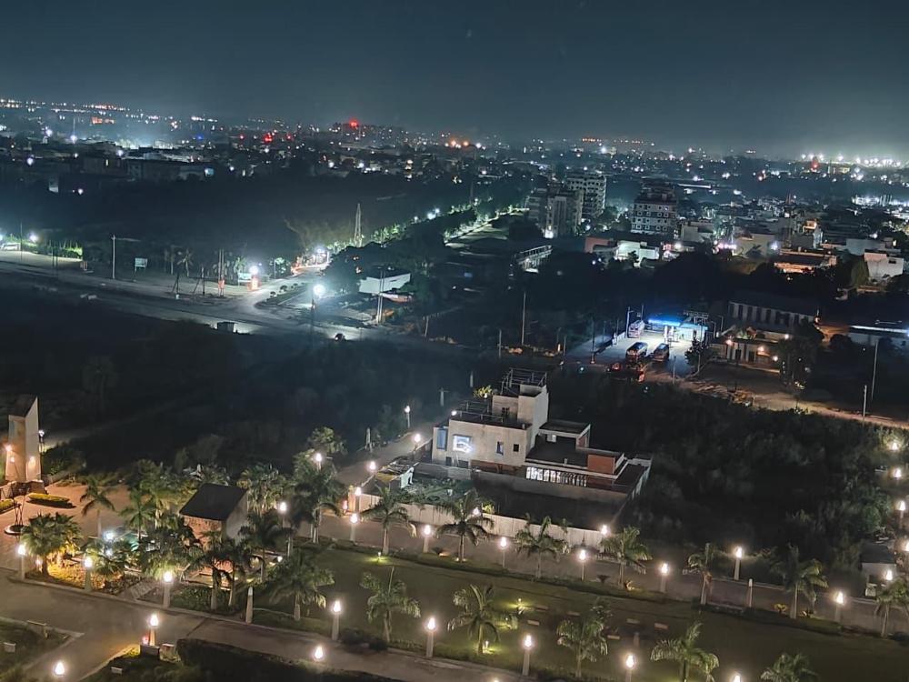 staeg skyline view 3bhk 1404