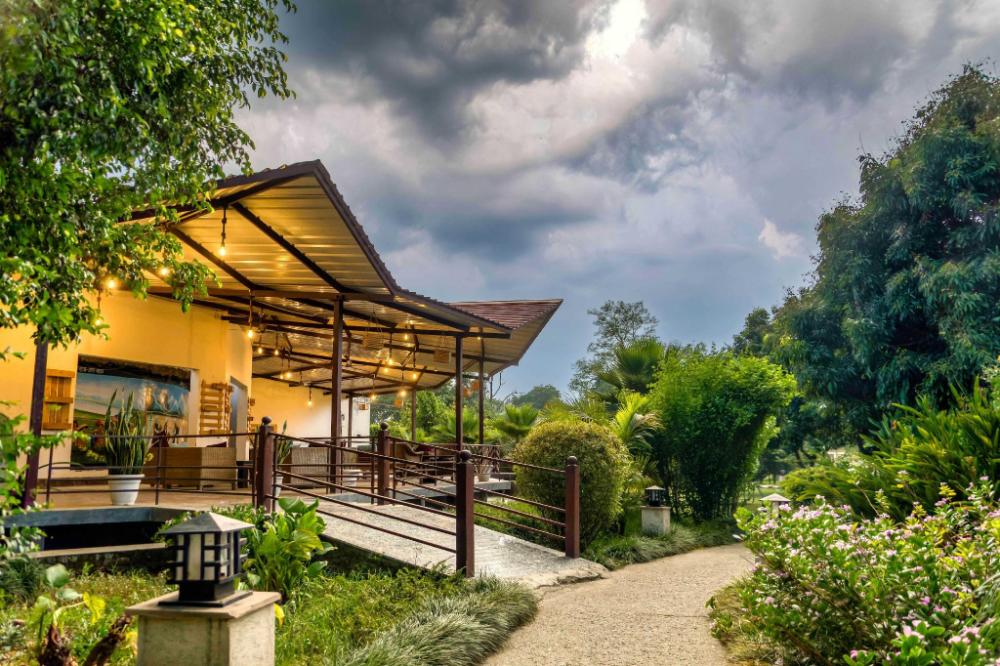 sunday alaya hotel and resort corbett