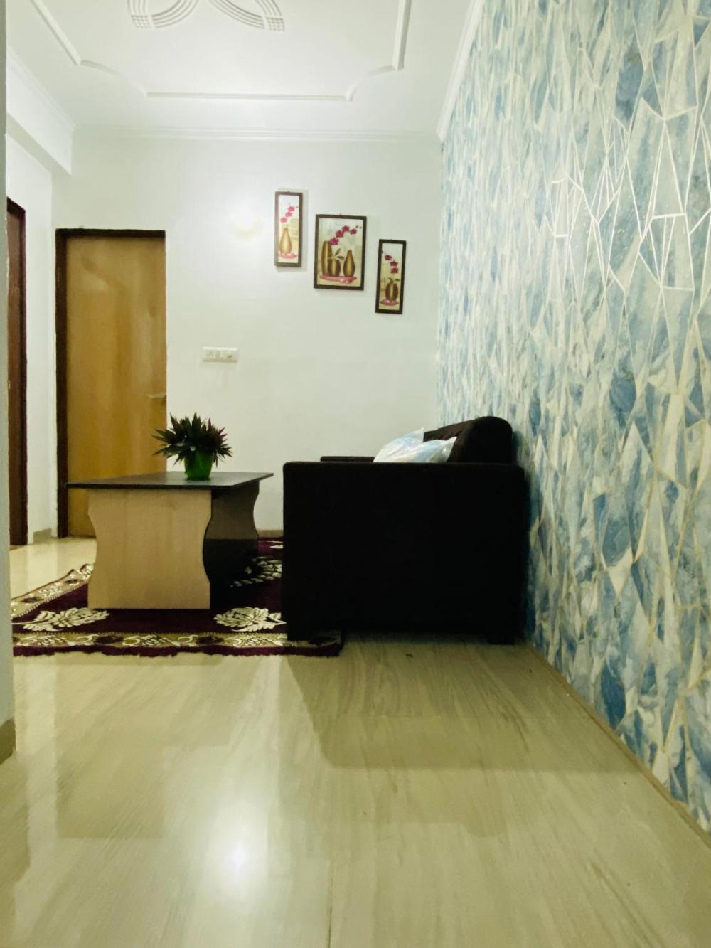 2 bhk fully furnished private apartment