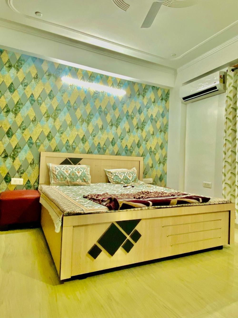 2 bhk fully furnished private apartment