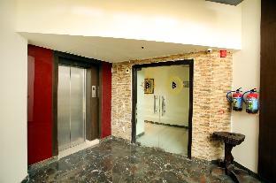 bellmont hotel botanical garden metro station