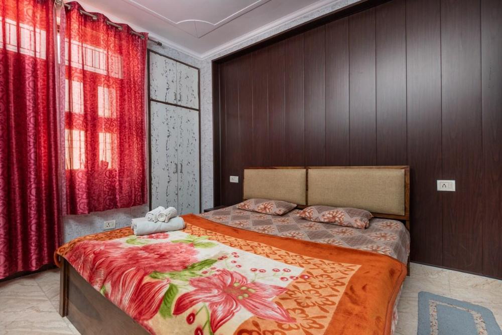tf cozy flats bnb 2 bhk flat near airport delhi