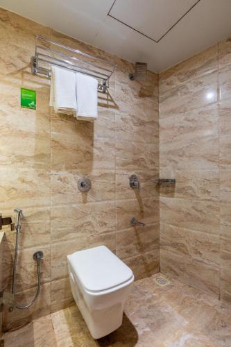 hotel lotus grand
