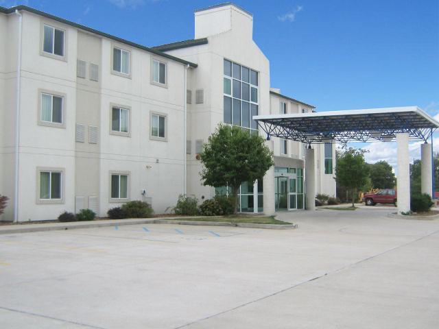 baymont by wyndham kingdom city