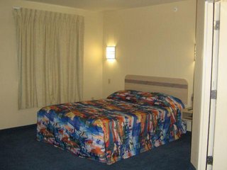 Baymont By Wyndham Kingdom City,Boone County>>Auxvasse,2 star