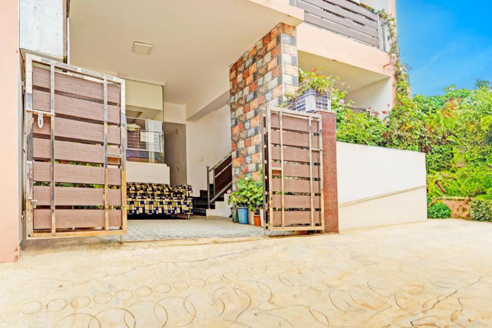 super hotel o vijaynagar road formerly anmol peace stay