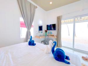 lime and soda beachfront resort