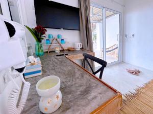 lime and soda beachfront resort