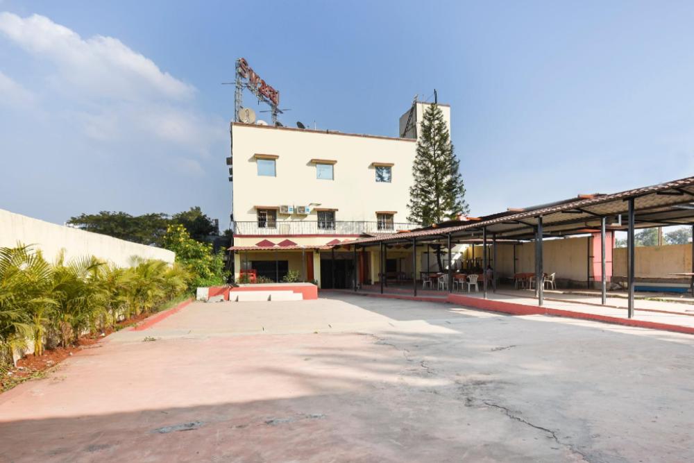 hotel o swaraj resto and lodging