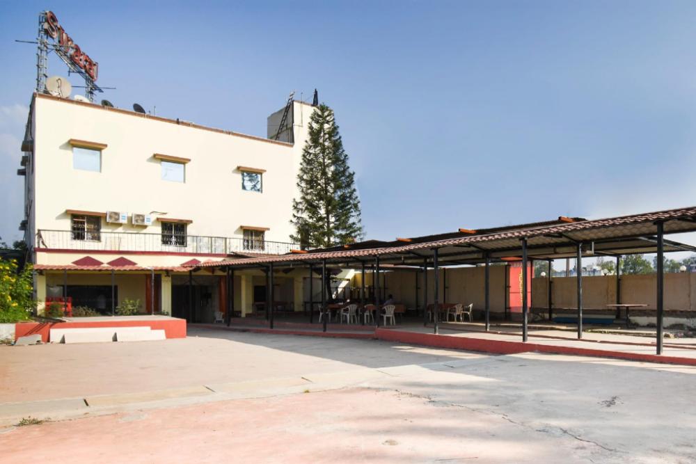 hotel o swaraj resto and lodging