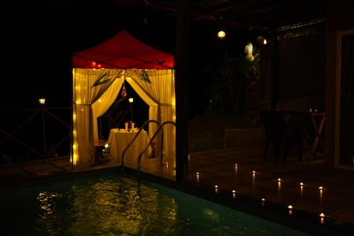 mount stratus resort