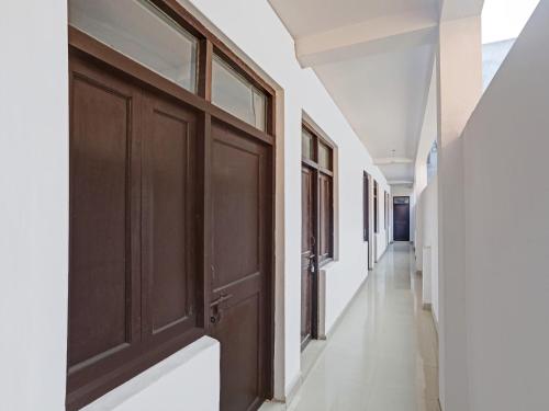 spot on mt white house