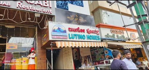 hotel o lavish residency