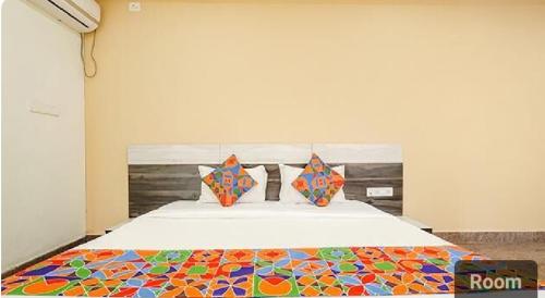 hotel o lavish residency