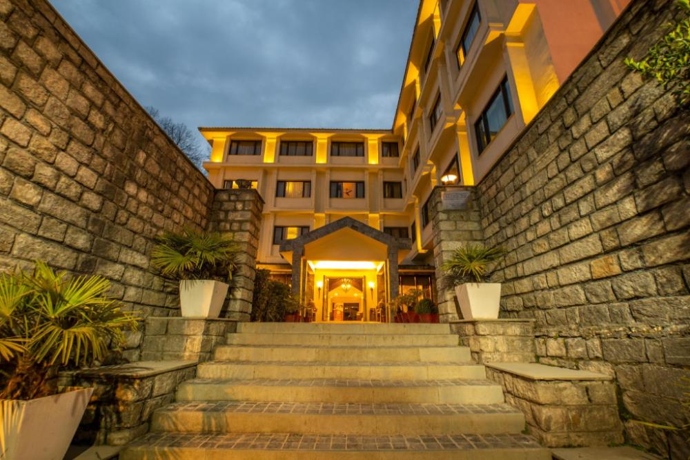 the rock manali by vivaan