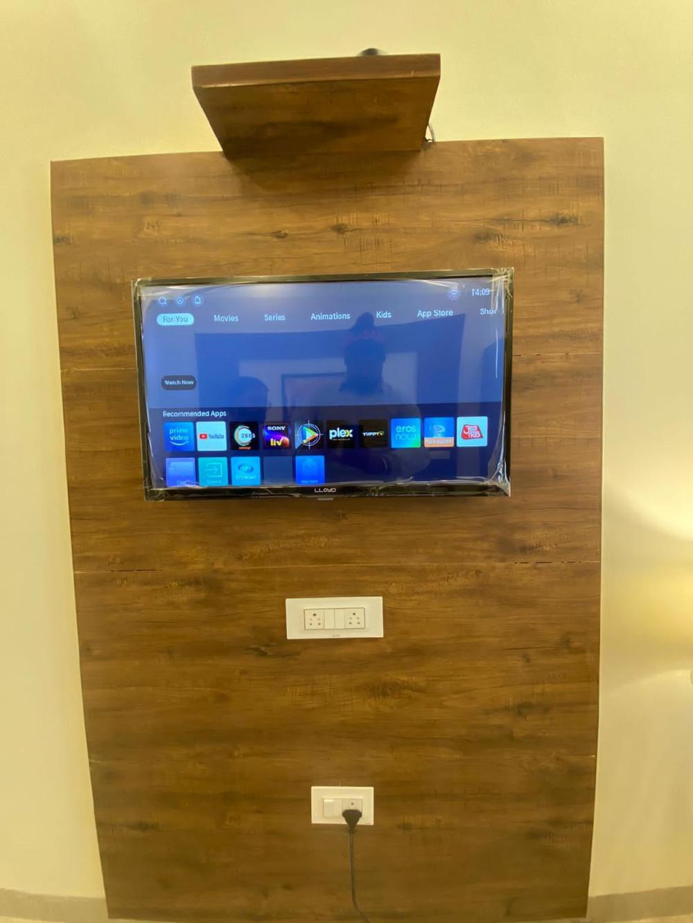 hotel woodlark zirakpur