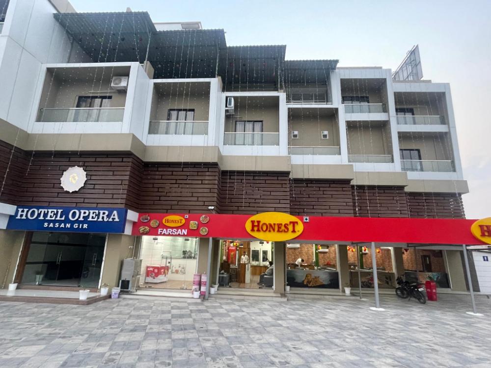 hotel opera sasan gir