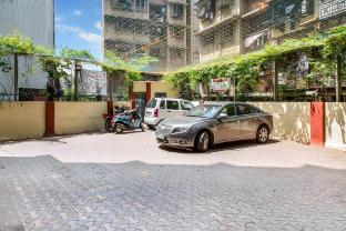 amber corp inn near nesco exhibition center