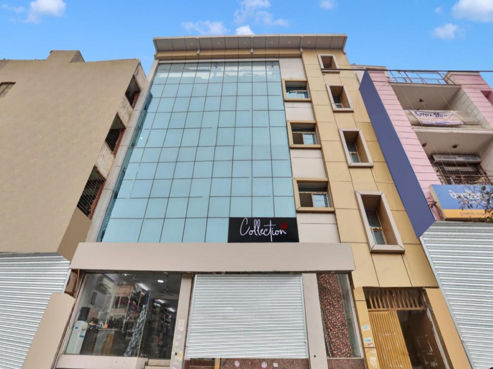 super townhouse the arrow near lotus temple