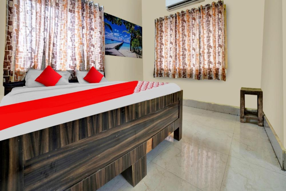 super hotel o prakash inn